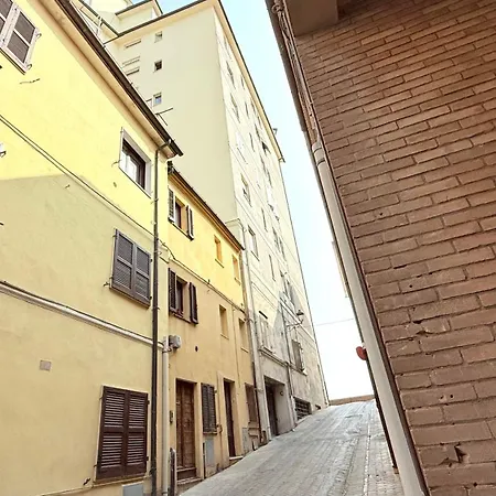 Apartment La Gatta Sui Tetti - Osimo, Bilocale
